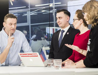 [ẢNH] Cuộc bầu cử Tổng thống Nga qua lăng kính báo giới phương Tây