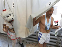 [ẢNH] Cuộc bầu cử Tổng thống Nga qua lăng kính báo giới phương Tây