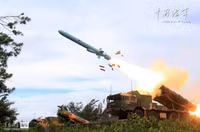 [ẢNH] Lộ diện hệ thống tên lửa bờ tầm xa thế hệ mới đầy nguy hiểm của Trung Quốc