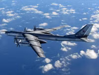 [ẢNH] Gấu già Tu-95 Nga dù 66 tuổi vẫn làm Mỹ, Nhật, Hàn bất an mỗi khi chúng bay qua