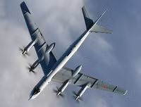 [ẢNH] Gấu già Tu-95 Nga dù 66 tuổi vẫn làm Mỹ, Nhật, Hàn bất an mỗi khi chúng bay qua