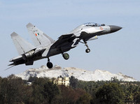 [ẢNH] Tiêm kích Pakistan bất ngờ tấn công dữ dội, Ấn Độ dồn Su-30MKI về sát biên giới