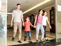 [Ảnh] Nữ Công an Thủ đô vui tươi, tình nguyện phục vụ nhân dân trong Chủ Nhật