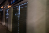 Hà Nội: Cảnh sát khu vực xuyên đêm nhắc nhở hàng quán đóng cửa phòng chống dịch Covid-19