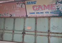 Hà Nội: Cảnh sát khu vực xuyên đêm nhắc nhở hàng quán đóng cửa phòng chống dịch Covid-19