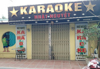 Hà Nội: Cảnh sát khu vực xuyên đêm nhắc nhở hàng quán đóng cửa phòng chống dịch Covid-19