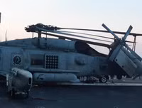 [ẢNH] Sức mạnh kinh hoàng từ dàn tiêm kích trên tàu sân bay USS Carl Vinson có thể vô hiệu hóa ngay một quốc gia