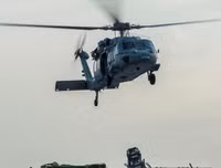 [ẢNH] Sức mạnh kinh hoàng từ dàn tiêm kích trên tàu sân bay USS Carl Vinson có thể vô hiệu hóa ngay một quốc gia