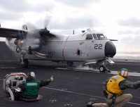 [ẢNH] Sức mạnh kinh hoàng từ dàn tiêm kích trên tàu sân bay USS Carl Vinson có thể vô hiệu hóa ngay một quốc gia