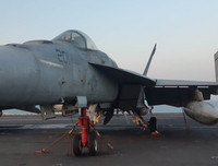 [ẢNH] Sức mạnh kinh hoàng từ dàn tiêm kích trên tàu sân bay USS Carl Vinson có thể vô hiệu hóa ngay một quốc gia