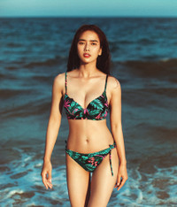 Chán dịu dàng nền nã, Á hậu Bella Mai diện bikini khoe body bốc lửa