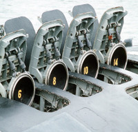 [ẢNH] Tàu ngầm tấn công hạt nhân Mỹ thị uy bằng dàn vũ khí cực mạnh