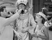 [ẢNH] Ảnh hiếm về lễ khai trương Công viên giải trí Disneyland tại Mỹ năm 1955