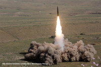 [ẢNH] Cho sát thần Iskander-M thị uy, Nga đang muốn truyền tải điều gì?