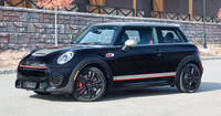 [ẢNH] Xe Mini phiên bản John Cooper Works Knights có gì khiến khách hàng chờ đợi
