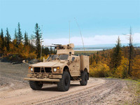 [ẢNH] Xe bọc thép Mỹ lật ngửa sau va chạm với thiết giáp Nga khiến hai binh sĩ thương vong