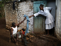 [Ảnh] Cận cảnh cuộc sống bên trong ngôi làng biệt lập và bị lãng quên ở Haiti