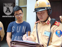 [ẢNH] CSGT Đường sắt tuần tra, tuyên truyền tại 