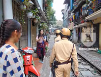 [ẢNH] CSGT Đường sắt tuần tra, tuyên truyền tại 