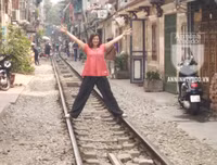 [ẢNH] CSGT Đường sắt tuần tra, tuyên truyền tại 