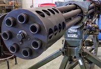 [ẢNH] Mỹ tự tay chặt đứt 