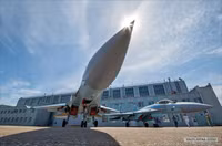 [ẢNH] Su-35, 'con gà đẻ trứng vàng' cho Nga