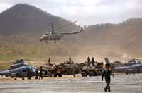 Quân đội Campuchia trình diễn bộ mặt hiện đại không ngờ