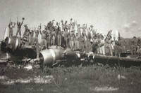 [ẢNH] Việt Minh đã hạ gục 