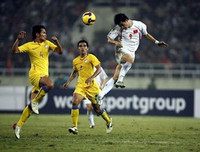 Nhìn lại hành trình vươn lên không ngừng của cựu tiền đạo Lê Công Vinh