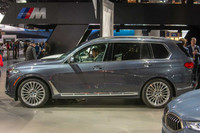 [ẢNH] BMW X7 đẹp long lanh trong lần đầu xuất hiện trước công chúng