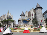 Đến Bà Nà Hills xem nghệ sỹ châu Âu kể chuyện cổ tích về các loài hoa