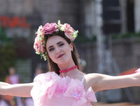 Đến Bà Nà Hills xem nghệ sỹ châu Âu kể chuyện cổ tích về các loài hoa