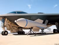 [ẢNH] Mỹ bất ngờ điều 50% phi đội ném bom tàng hình B-2 tập trận giữa lúc căng thẳng tại Syria