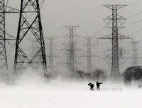 Hình ảnh xót lòng về những con đường tới trường gian nan trên khắp thế giới (2)