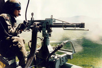 [ẢNH] Kinh ngạc trước khẩu súng máy nòng xoay nhỏ gọn nhất thế giới