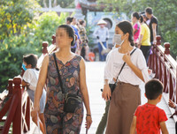 Người dân Hà Nội đồng lòng phòng chống dịch Covid-19