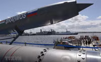 [ẢNH] Trung Quốc giật mình khi Ấn Độ có thể xuất khẩu tên lửa BrahMos tầm bắn 800 km