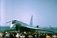 [ẢNH] Nga gây bất ngờ khi đưa máy bay siêu thanh Tu-144 ‘diễu phố’