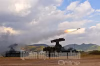 Tổ hợp tên lửa phòng không tự hành biết bơi độc nhất vô nhị của Việt Nam