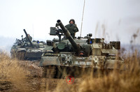 [ẢNH] Campuchia tiếp nhận số lượng lớn xe tăng T-80U-E1 của Nga?