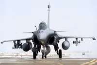 [ẢNH] Nhận Rafale từ Pháp, Ấn Độ có thể đối đầu sòng phẳng với Trung Quốc và Pakistan?
