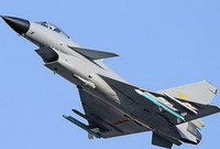 Tiêm kích J-10 sau nâng cấp có phải là đối thủ của F-16 Block 52 Plus?