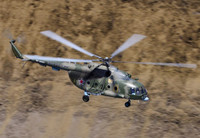 [ẢNH] Liên tục gãy cánh, 