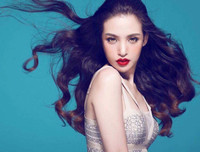 Cựu sinh viên Đại học Y Dược dự thi Hoa hậu Quý bà châu Á