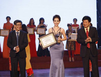 Cựu sinh viên Đại học Y Dược dự thi Hoa hậu Quý bà châu Á