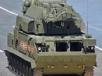 [ẢNH] Liều lĩnh tiếp cận căn cứ Hmeimim, UAV Thổ Nhĩ Kỳ bị Tor-M2U bắn hạ 