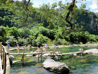 Suối nước Moọc, điểm đến không thể bỏ qua ở Quảng Bình