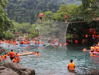 Suối nước Moọc, điểm đến không thể bỏ qua ở Quảng Bình