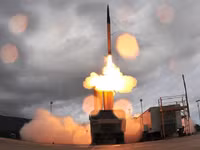 Mỹ dùng THAAD để ngăn Ấn Độ mua S-400 từ Nga?