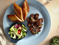 [ẢNH] Nhìn lại bữa trưa đặc biệt của đoàn quan chức Triều Tiên tại Hà Nội